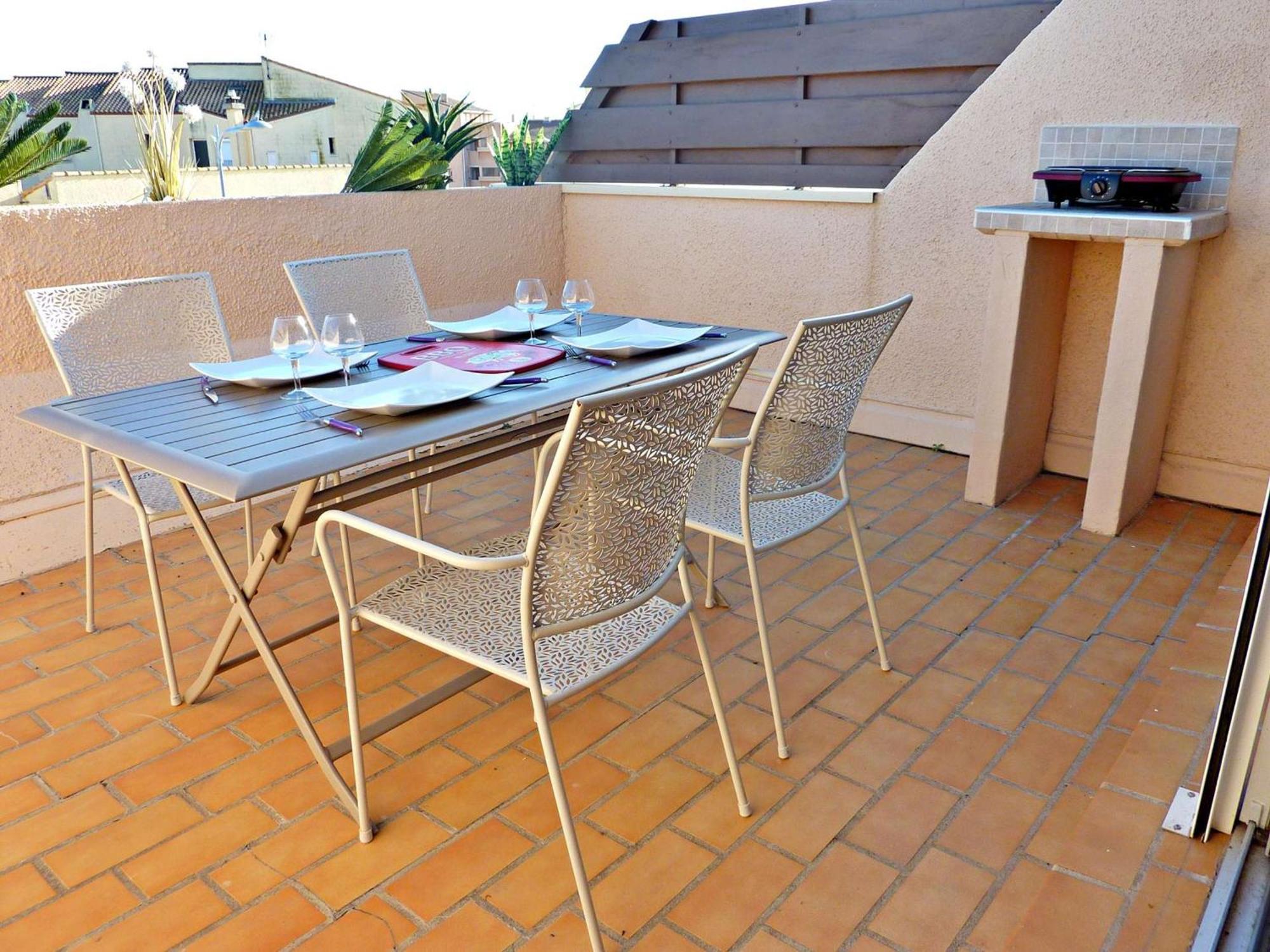 Duplex Renove Avec Clim, Terrasse Et Parking A Marseillan - Fr-1-387-162アパートメント エクステリア 写真